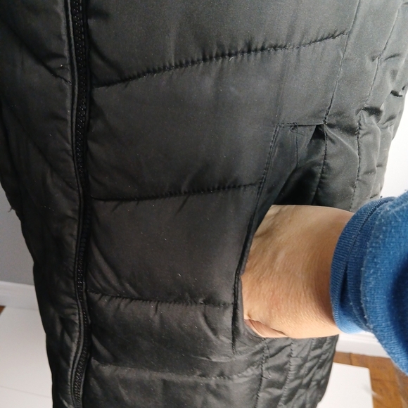 Jordache black long sleeveless puffer jacket with faux fur trim size large woman - Picture 5 of 7